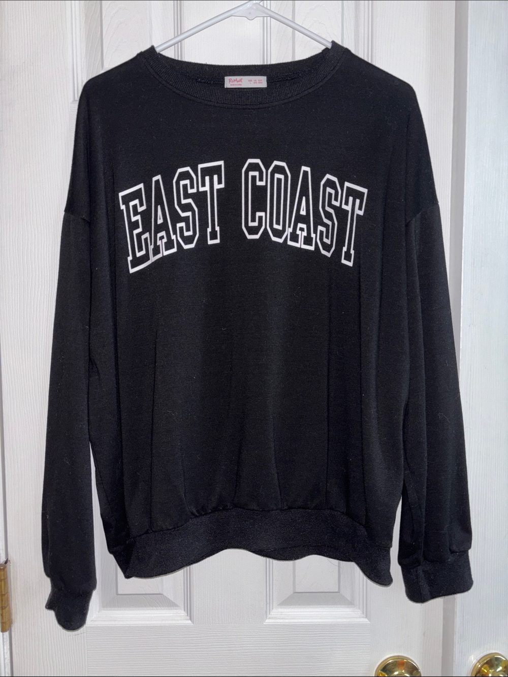 Romwe East Coast Graphic Sweatshirt in Black Size Large